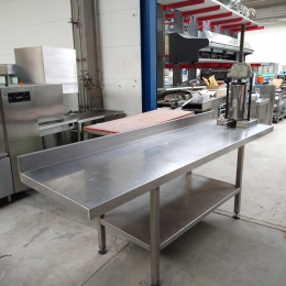s/s table with filler 